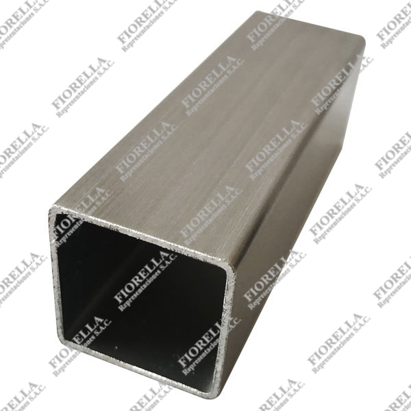 TUBO CUADRADO INOXIDABLE ORNAMENTAL ASTM A554 CALIDAD 304/304L PULIDO GRADO 180